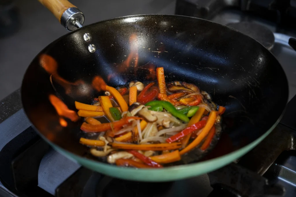 Cuisinstore-wok-sauteuse